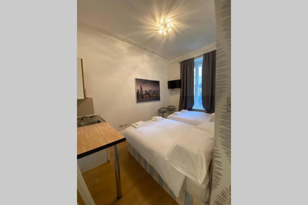 F6-Comfy Ground Flr Studio Fits 4- Near Paddington London Eksteriør billede